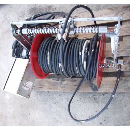 ENROULEUR HYDRAULIQUE AVEC OMMANDE ELECTRIQUE