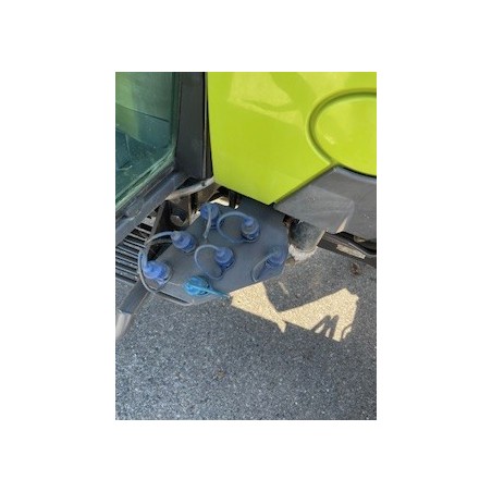 CLAAS NECTIS 227 VL CABINE 4 RM