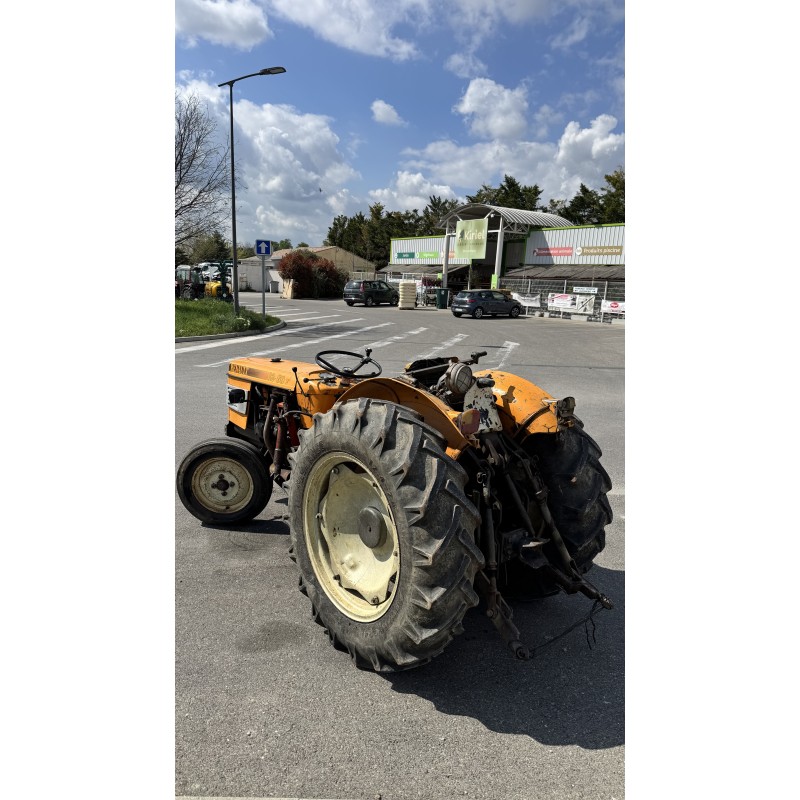 tracteur Renault 32 60