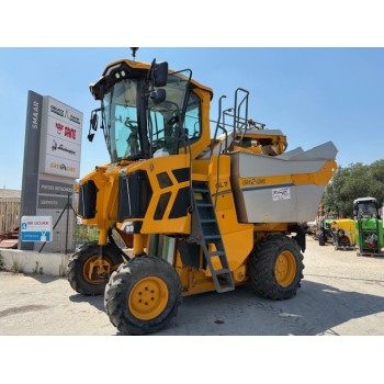 GREGOIRE GL7.4 MACHINE A VENDANGER 2 ASPIRATEURS