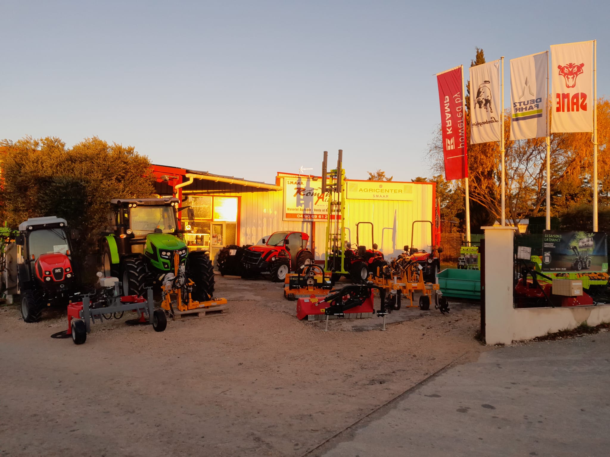 Magasin SMAAR Mazan Vaucluse - Concessionnaire SAME DEUTZ FAHR et distributeur INFACO
